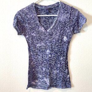 Kavio! Women's Sheer V-Neck Pull Over Top.  Blue/White.  Size: S